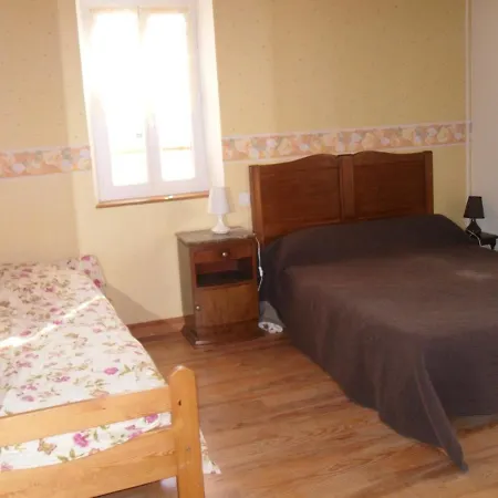 Maison Charmante A Puycelsi Avec Piscine Privee Et Jardin Puycelci