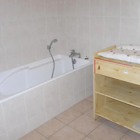 Holiday home Maison Charmante A Puycelsi Avec Piscine Privee Et Jardin *