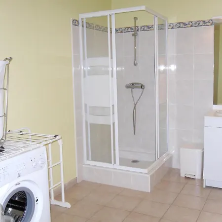 Maison Charmante A Puycelsi Avec Piscine Privee Et Jardin