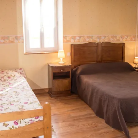 Maison Charmante A Puycelsi Avec Piscine Privee Et Jardin בית נופש